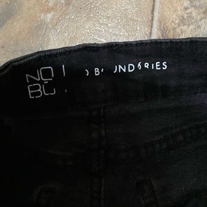 Black shorts, there very comfortable and breathable, sz-M